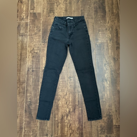 Levi’s 721 High Rise Skinny Women’s Jeans - Picture 1 of 4